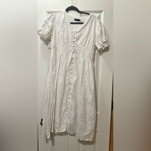 FEHRNVI Boutique White Maxi Dress